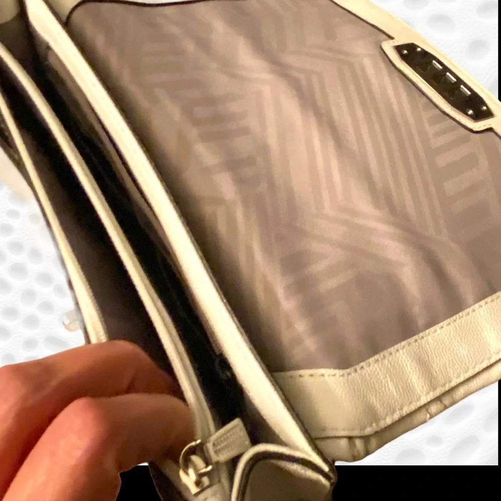 Rebecca Minkoff Je T’aime Cream Leather Convertible Medium Satchel Crossbody - Picture 10 of 12